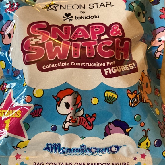 Tokidoki Mixed Bundle of Blind Bag, stickers, and magnets - Picture 7 of 9